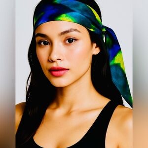 Multicolor Abstract Vintage-Inspired Twilly Scarf –  Headband or Bag Accent NWOT